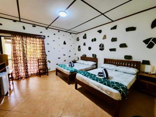 Tawala Hotel | TipTop Hotel, Resto and Delishop