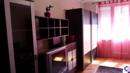 Szeged Apartment | Tisza-parti Napfény Apartman