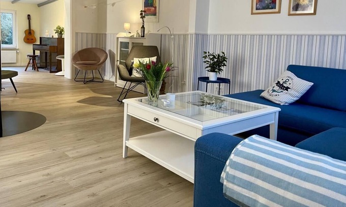 Osterhusum House | To Huss bi de Tine