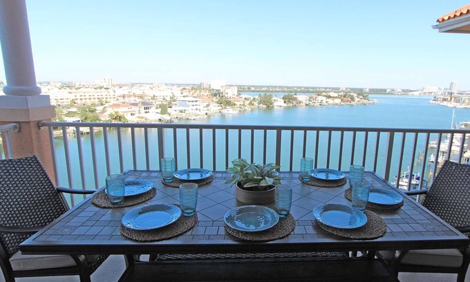 Clearwater Beach Condo | Top Floor Privacy and Spectacular Penthouse Views! FREE Activities! ~ 806 Harborview Grande