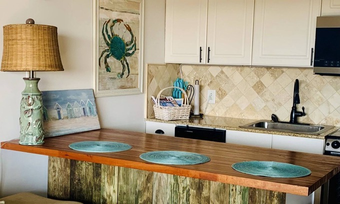 Folly Field Condo | Top Flr 3rd, Ocean View, Beach Bar/Rest, Nxt to Elevator, Pickleball & Tennis