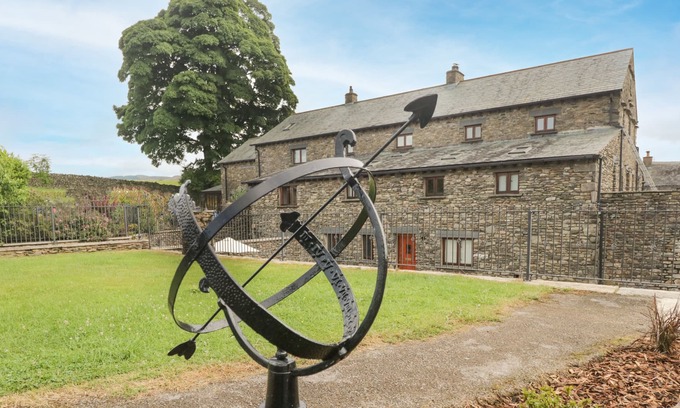 Bretherdale Cottage | TOPTHORN BARN, pet friendly, character holiday cottage in Kendal