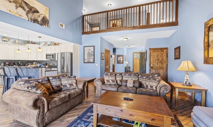 Branson House | Townhome w Lake Access Free Branson Attraction Tickets Steps From Volleyball Playground & More