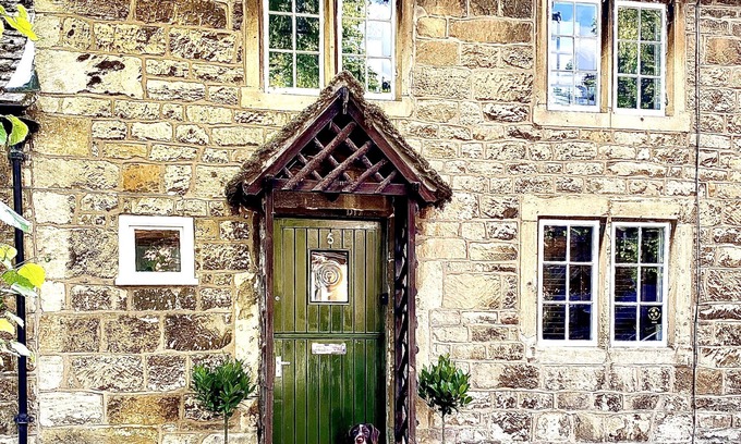 Winchcombe Cottage | Traditional Cotswold Stone Cottage, Winchcombe, Cotswolds Way.