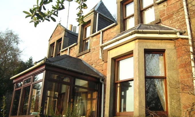 Inverness House | Traditional highland home with secluded garden and panoramic views of Inverness