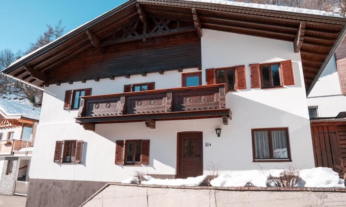 Innsbruck House | Traditionell-modernes Haus in Hötting
