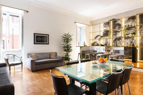 Repubblica Apartment | TreasureRome Quattro Fontane DeLuxe