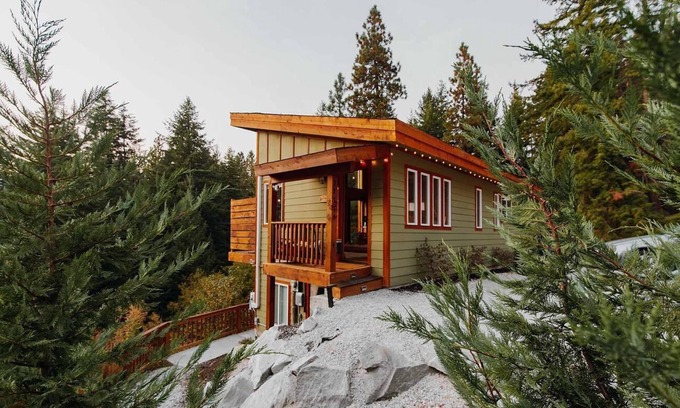 Leavenworth House | Treehouse