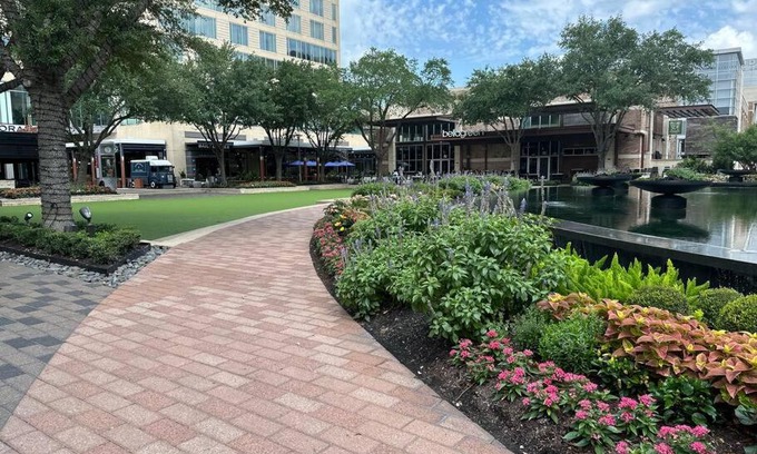 Memorial Apartment | Trendy, upscale apartment!