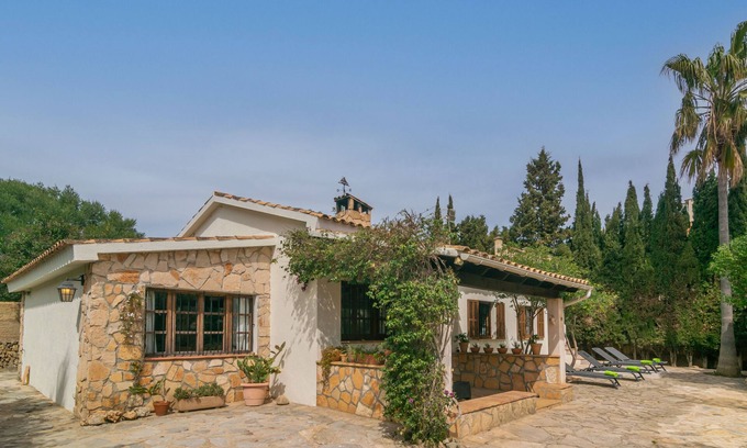 Son Servera Ski Chalet | Tres Mares - Three Bedroom Chalet, Sleeps 6