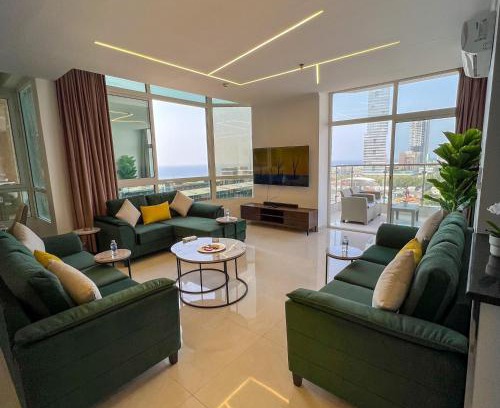 Ash Shati Apartment | Trio Sea View شقة تريو البحرية