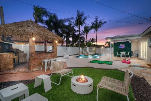 Deerfield Beach Villa | Tropical Villa Oasis - Salt Pool, BBQ, Game Room, Hot Tub, Luxury Amenities!