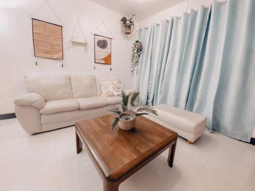 Clark Apartment | TRP1 - Cozy 2BR Home near Aquaplanet & Clark Airport