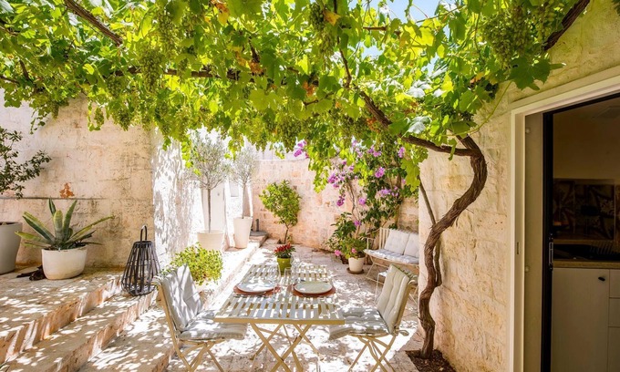 Locorotondo Villa | Trulli Daniele - Three Bedroom Villa, Sleeps 6