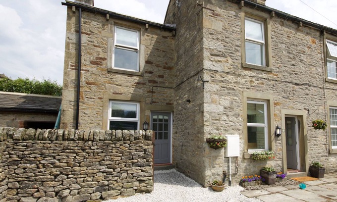 Grassington Cottage | Tucked Away Cottage, Beautiful cottage in central Grassington with parking