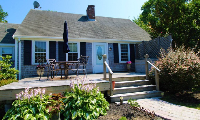Wellfleet House | Tucked Away Home Offering Privacy But Conveniently Close To Main St (2315)