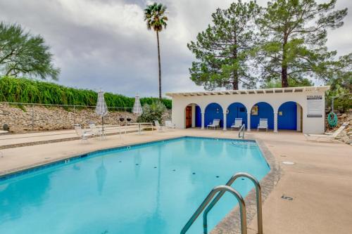 Northridge Estates House | Tucson Townhome with Shared Pool in 55 and Community!