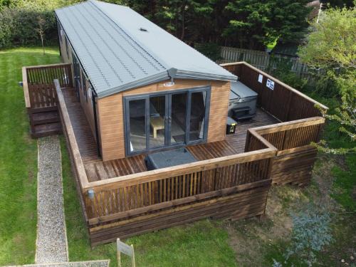 Runswick Bay House | Tulip Lodge
