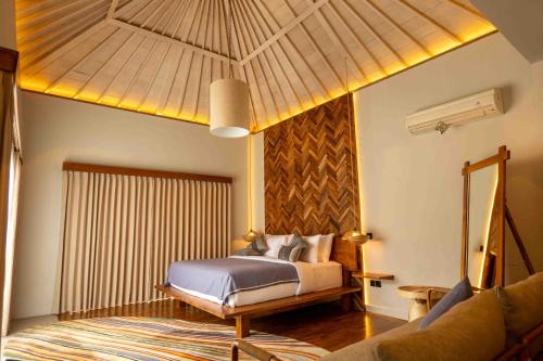 Sunset Road Villa | Tuluscolivingseminyakvilla1