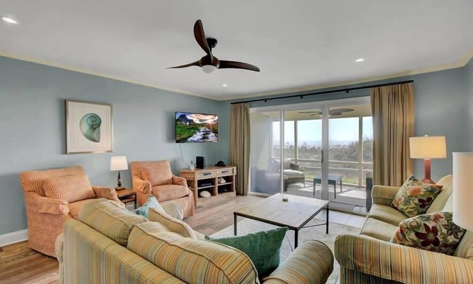 Isle of Palms Villa | Turtle Cove|Oceanfront|Step off Screen Porch Onto the Beach|Renovated|New Listing|Spacious Screen.
