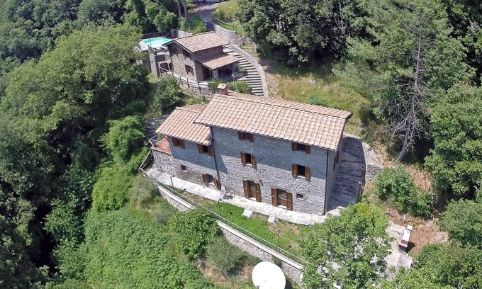 Fabbriche di Vallico Other | Tuscan Farmhouse, sleeps 11. 10m. pool in National Park. Free unlimited WiFi