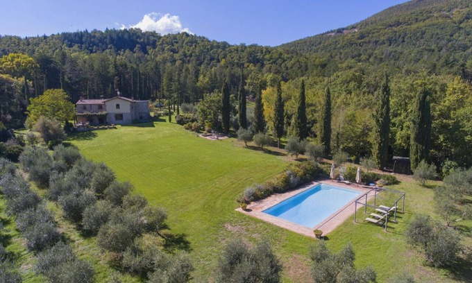 Cetona House | Tuscan villa with stunning views!