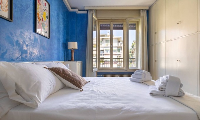 Treviso Apartment | TV Vintage@The River