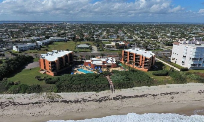 Indian Harbour Beach Resort | Two Bedroom, Ocean Front, Luxury Condo, Indian Beach Harbour, FL 3814525