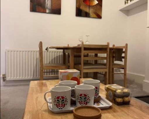 St. Leonard's Apartment | Two Bedroom Flat in London