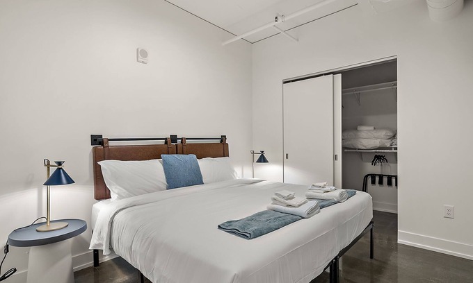 Warehouse District Apartment | TWO CozySuites NLG - Modern condo 23 & 24