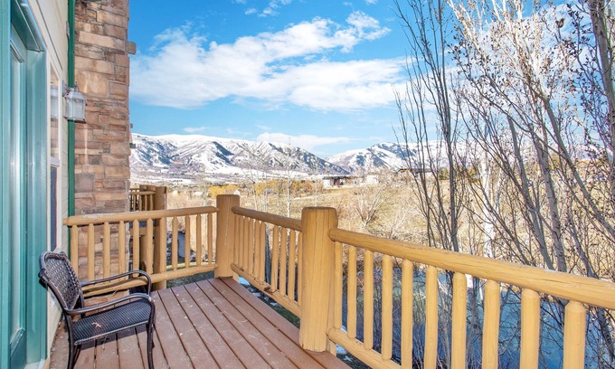 Eden Cabin | Two level condo with gourmet kitchen, upstairs remodel, and outdoor wonderland.