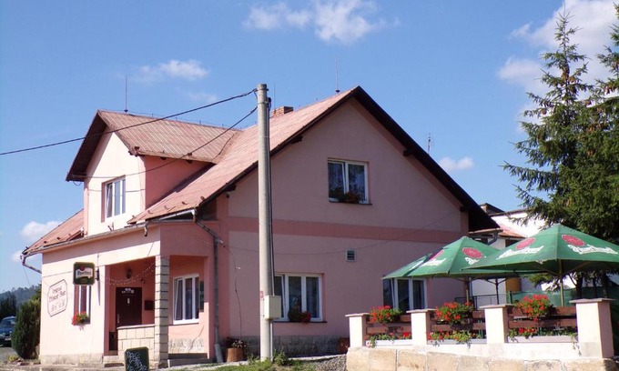 Jinolice Hotel | U Křemílka