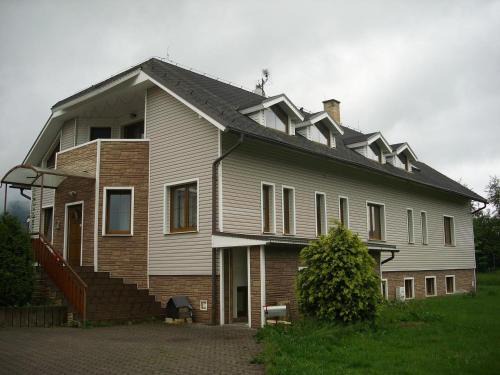 Lichkov House | U nových přátel