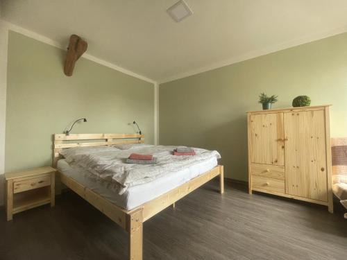 Bile Policany House | Ubytko u dědka