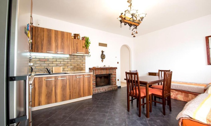 Trebon House | Ubytování Světluška