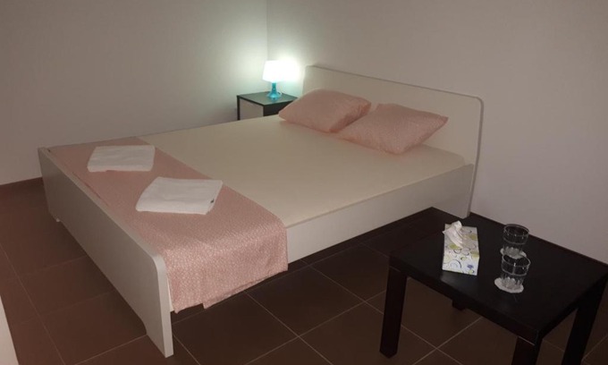 Ruzinov Apartment | Ubytovanie - súkromie v meste (2)