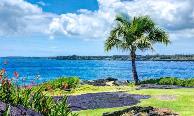 Keaau House | Uli Kai Hale- Ultimate Oceanfront Rental