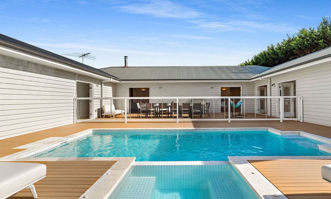 Portsea House | Ultimate family retreat, on the Portsea/Sorrento border, (sleeps 15/16)