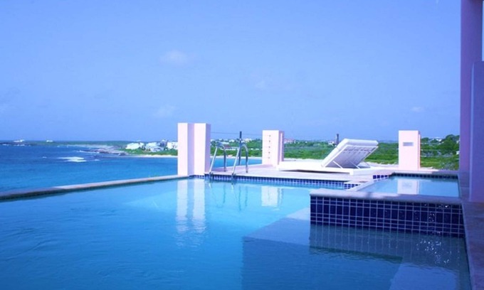 East End Village Villa | Ultimate Luxury Villa 2 pools,theater,panoramic Ocean views, entertainment mecca