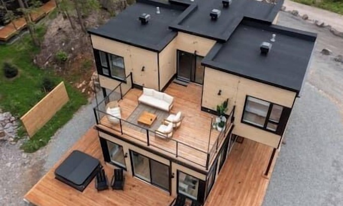 La Conception House | Ultra Luxurious Modern Chalet + Private Jacuzzi