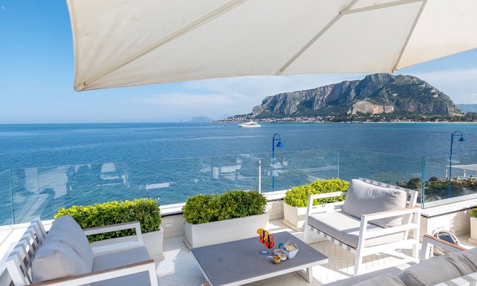 Mondello Hotel | Unìco Boutique Hotel d'Arte