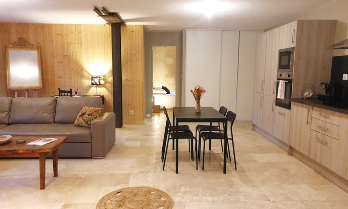 Nogent-le-Rotrou Apartment | Un Appart Dans le Perche, Votre Pied à Terre !