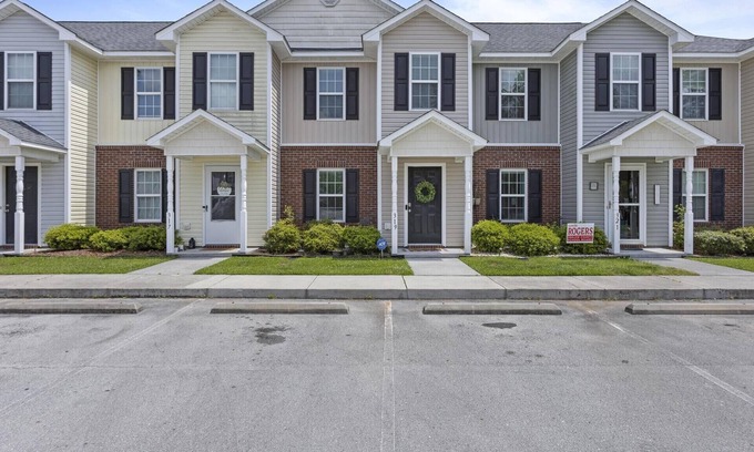 Westgate House | Unique Townhome in the center of Jacksonville!