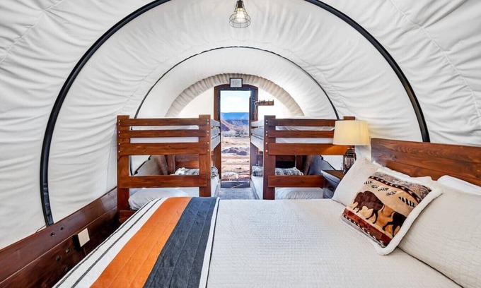 Virgin Cabin | Unique Wagon w/1QB-2BB bathroom #21