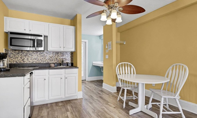 Surf City Hotel | Unit 114SD at Tiffany's Motel