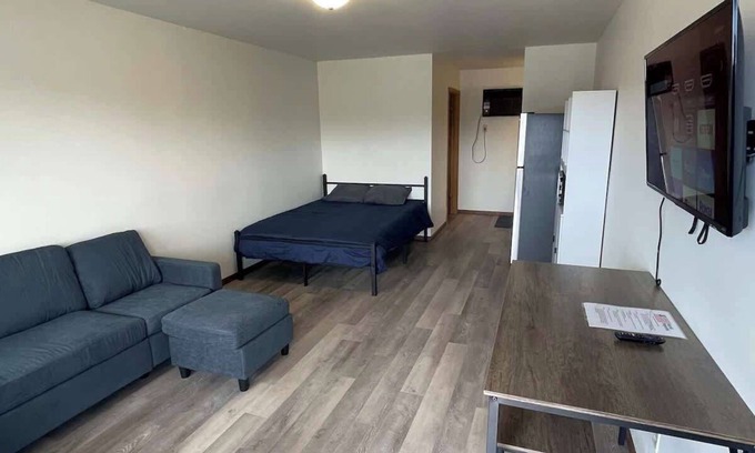 Wisconsin Dells Apartment | Unit 4 - Stand Rock Studios