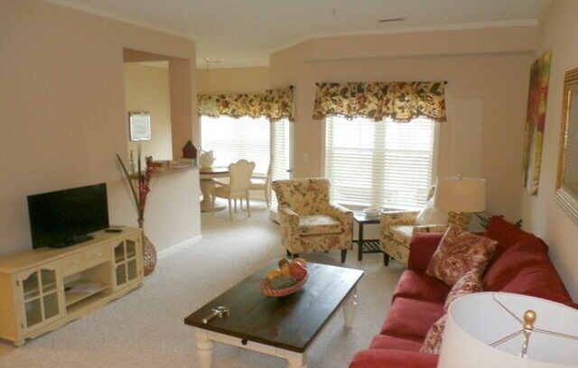 Villages of Five Points House | Unit 4101 - 1st floor Condo in the popular Villages at Five Points!