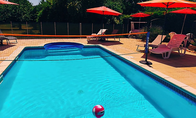 Chef-Boutonne Cottage | Unwind in the picturesque heart of the French countryside, with a swimming pool.
