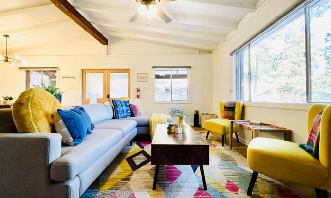 Ruidoso Cabin | Updated 4BR/2BA Cabin, Close to Midtown, Hot Tub