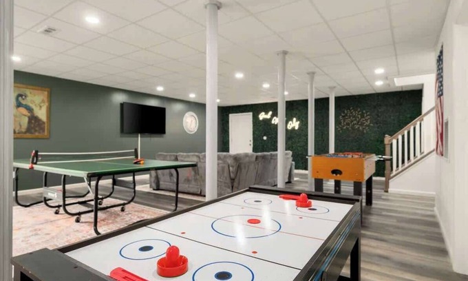 Sparrow Bush House | Upstate NY Escape ~ Game Ready ~ Delaware River